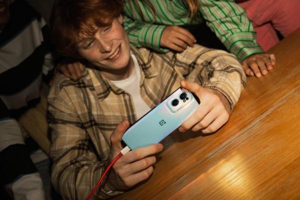 OnePlus Nord CE 2 5G este aici și vine cu slot microSD, ecran 90Hz, upgrade la puterea de încărcare