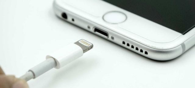 UE face obligatoriu portul USB-C pe telefoane, alte dispozitive până la final de an 2022