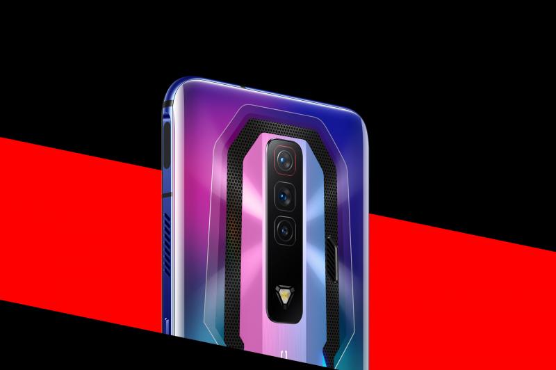 Nubia Red Magic 7 - Fotografii oficiale: 6205c2dbace5982.jpg