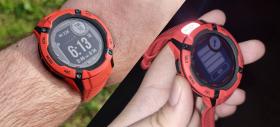 Prezentare Garmin Instinct 2X Solar: Smartwatch robust cu autonomie nelimitată, NFC pentru plăți și chiar lanternă LED integrată