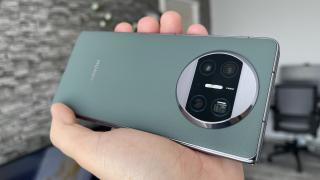 Huawei Mate X3: Design mult evoluat de la predecesor, chiar şi faţă de rivali
