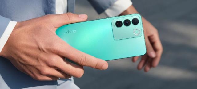 vivo V29 Lite are specificațiile dezvăluite înainte de debut: Display AMOLED generos, cameră de 64 MP, CPU Snapdragon 695 5G