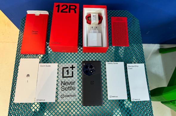 OnePlus 12R - unboxing: OnePlus-12R-unboxing_019.jpg