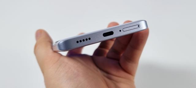 Redmi Note 13 Pro+ 5G - Baterie ușor upgradată față de predecesor, încărcare ultra-rapidă la 120W pe fir