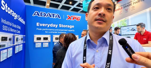De la SSD-ul deblocat cu telefonul la 1 TB de RAM: ce am găsit la standul ADATA
