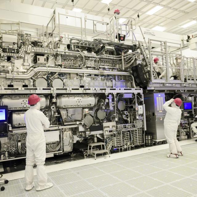 Samsung pregătește introducerea tehnologiei High-NA EUV în fabricile de cipuri din 2028