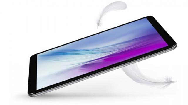 <b>LG revine pe piața tabletelor cu modelul G Pad 5 10.1; Are 4 GB RAM și procesor din 2016</b>Chiar la mijloc de lună septembrie aflam vestea că sud-coreenii de la LG Electronics pregătesc lansarea unei tablete cu procesor din 2016 și design adus la zi. Era vorba despre LG G Pad 5 10.1, tabletă ce tocmai a devenit