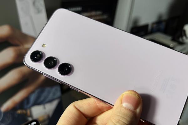 Samsung Galaxy S23+ 5G Hands-On: Flagship mai manevrabil față de predecesor, acum cu CPU Qualcomm de top și protecție Gorilla Glass Victus 2 (Video)