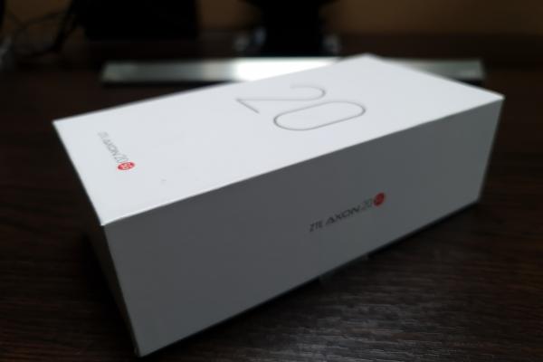 ZTE Axon 20 5G - Unboxing
