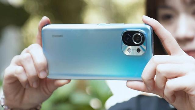 <b>Turul Magazinelor #846: Xiaomi Mi 11 în România, HomePod Mini la reducere, laptop HP sub 2000 lei</b>Marţea se numără cele 3 ceasuri rele, doar că azi fiind Ziua Mondială a Pizzei şi existând multe reduceri la aplicaţiile de livrare de mâncare, te poţi răsfăţa cu ceva bun. Şi pentru că la ora la care citeşti asta programul de muncă e probabil gata, poţi 