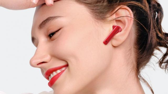 <b>Huawei anunță noile căști wireless in-ear FreeBuds 4i; Oferă ANC, Bluetooth 5.2 și până la 10 ore autonomie</b>În ziua lansării smartphone-ului pliabil Huawei Mate X2, iată că firma chineză anunță și o nouă pereche de căști wireless pe numele lor oficial Huawei FreeBuds 4i. Avem aici de-a face cu succesorul modelului FreeBuds 3i