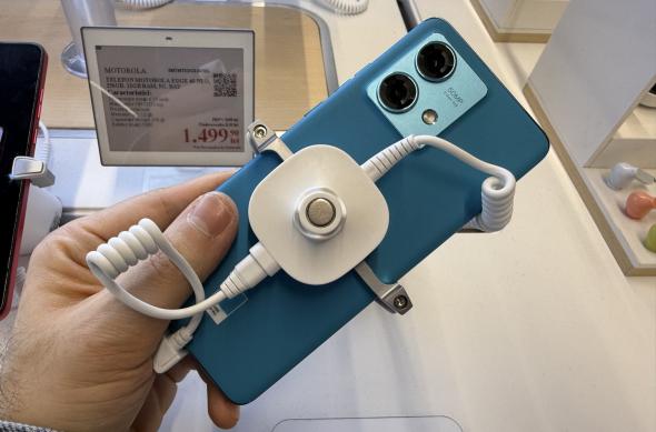 Motorola Edge 40 Neo: Motorola-Edge-40-Neo_013.jpg