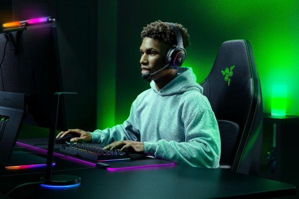 Razer Barracuda X Chroma - Galerie