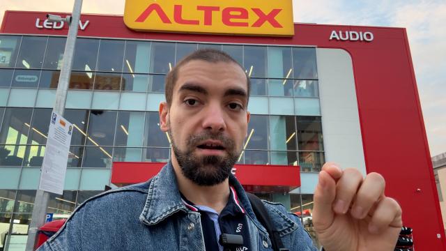 <b>EXCLUSIV: 5 produse la Black Friday Altex 2024 pe care le știm + ora de începere Black Friday la Altex (Video)</b>E oficial sezonul reducerilor și al campaniilor de Black Friday, iar balul începe pe 31 octombrie 2024 la Altex. Altex a pregătit 3 valuri de reduceri, iar campania nu ține doar o zi, ci mult mai multe, până pe 20 noiembrie. Am aflat în exclusivitate 5