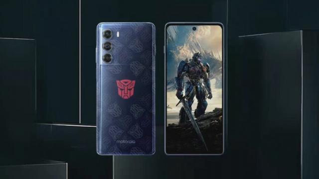 <b>Motorola moto g200 va primi o ediţie Transformers; Iată cum arată!</b>Săptămâna trecută Motorola a anunţat nu mai puţin de 5 telefoane, punând accentul pe gama moto g. Vedetă a fost cu siguranţă moto g200, între ecranul de 144 Hz, camera de 108 MP şi procesorul Snapdragon 888+. El se va numi Motorola Edge S30 în China