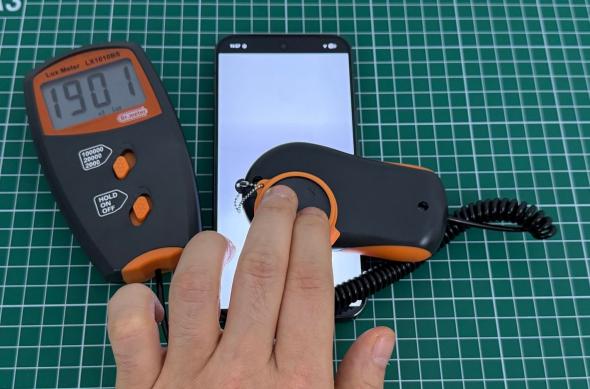 Google Pixel 10 Pro XL - Test luminozitate: Google Pixel 10 Pro XL (2).jpg