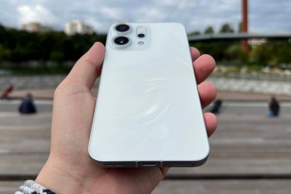OPPO Reno14 5G: Conectivitate pentru net 5G și WiFi cu super viteze, plus transfer spre iOS
