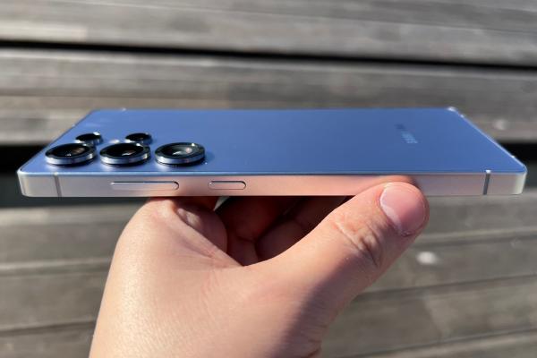 Cât de gros va fi Galaxy S26? Ştim şi dimensiunile lui S26 Ultra şi S26 Edge 