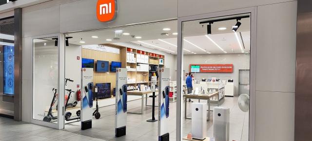 Xiaomi își deschide primul magazin oficial în România; produsele ajung direct de la sursă, fără intermediar