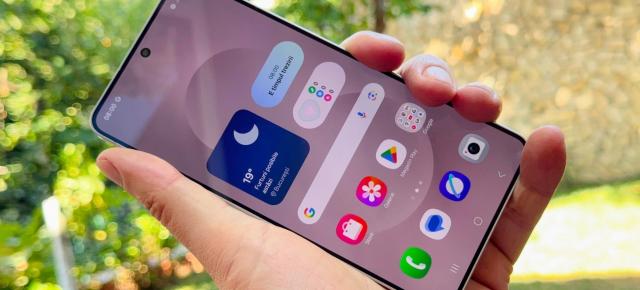 Samsung Galaxy S25 Edge: Display reîncarnat de la S25+, cu peste 1000 LUX