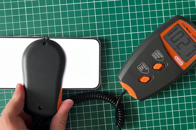 OPPO Reno14 - Test luminozitate: Luminozitate (4).jpg