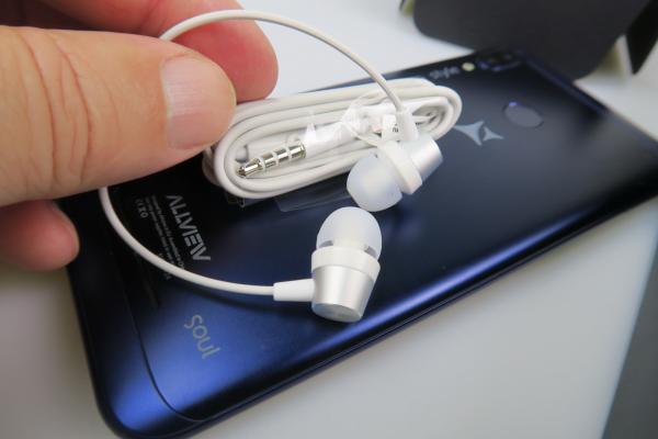 Allview Soul X5 Style - Unboxing