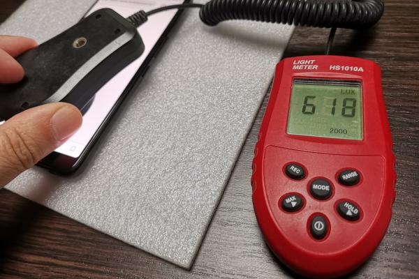 Luminozitate display ASUS ROG Phone