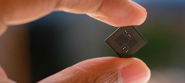 Procesorul Qualcomm Snapdragon 8150 primeşte un test benchmark AnTuTu şi depăşeşte Apple A12 Bionic