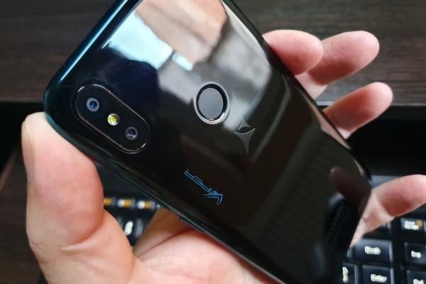 Allview V4 Viper - Fotografii Hands-On