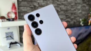 Galaxy S25 ar putea primi funcția exclusivă Horizontal Lock odată cu actualizarea la One UI 9 (Android 17)