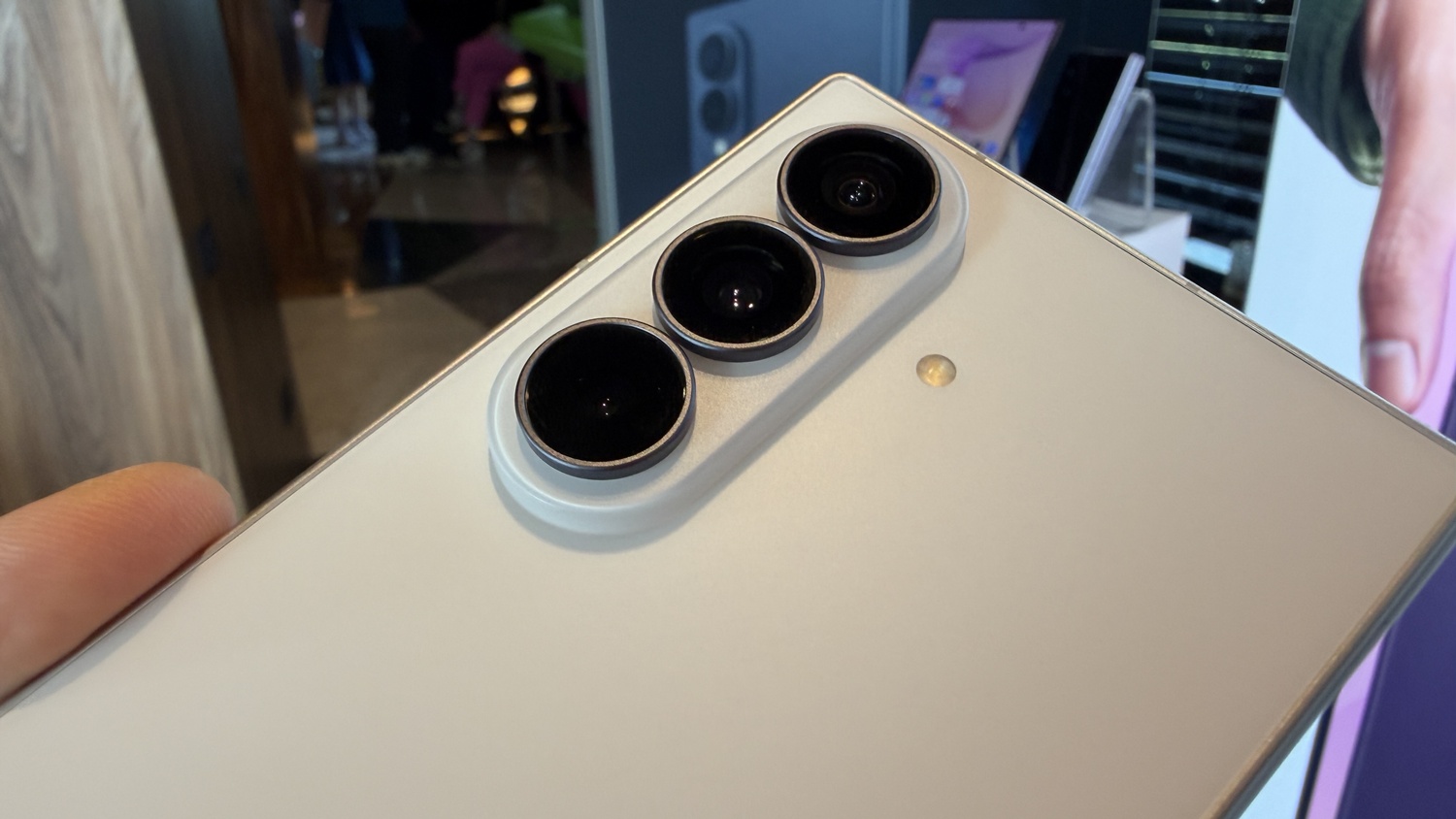 Samsung Galaxy Z Fold8 Ultra - Fotografii hands-on (galerie)