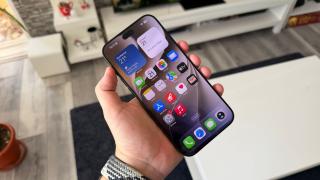 Apple rezolvă bug-urile cu Face ID de pe iPhone 18 Pro Max, lansează iOS 27.0.1 