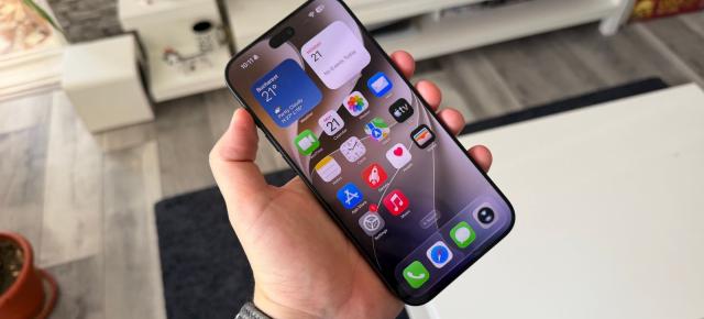 Apple rezolvă bug-urile cu Face ID de pe iPhone 18 Pro Max, lansează iOS 27.0.1 