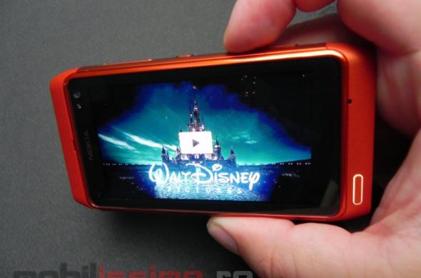 Nokia N8 proaspat scos din cutie, acum pe masa de teste Mobilissimo (Video): nokia_n8_10.jpg