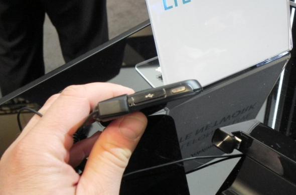 MWC 2012: LG Optimus 4G LTE preview - telefon cu ultra viteza și pentru europeni (Video): dscn0413jpg.jpg