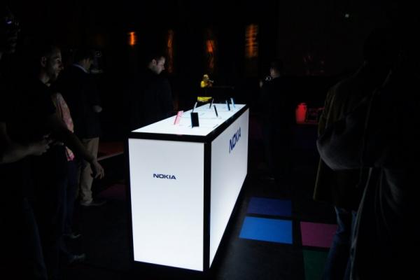 Lansarea seriei Nokia Lumia În România - muzică, socializare și multă voie bună