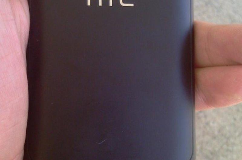 HTC Mondrian devine HTC Spark; noi imagini disponibile cu handsetul Windows Phone 7: htc_merge08.jpg