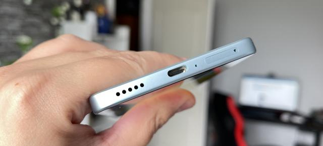 Xiaomi 12 Lite: Conectivitate fără reproş, pentru streaming sau gaming 