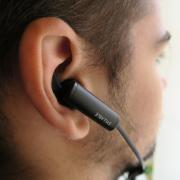 Syllable D300L Review + Concurs: căşti de jogging comode, cu preluare de apeluri telefonice (Video)