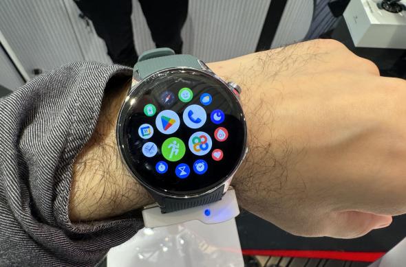 OnePlus Watch 2 - Fotografii hands-on: Photo 15.04.2024, 11 04 13.jpg