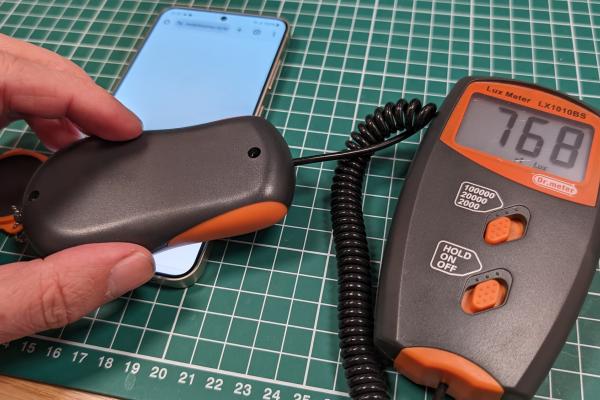 Luminozitate display Samsung Galaxy S24 5G