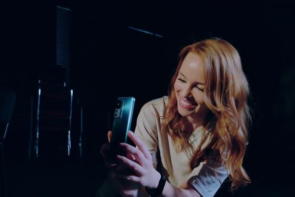 Xiaomi 12T Pro este folosit de regizorul Tudor Giurgiu pentru filmarea a 3 scurt metraje din seria "Make Moments Mega"