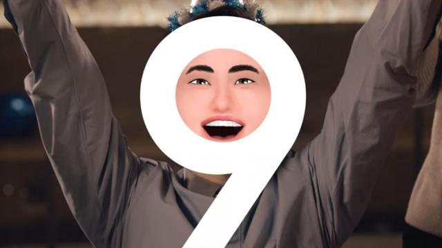 <b>Samsung Galaxy S9 primește clipuri teaser oficiale ce confirmă funcția 3D Emoji și captura low-light deosebită</b>De Ziua Îndrăgostiților cei de la Samsung dezvăluie și primele clipuri teaser pentru smartphone-ul Samsung Galaxy S9, terminal ce se va lansa oficial peste numai 11 zile din acest moment. Vedem cum în aceste materiale video se face aluzie la