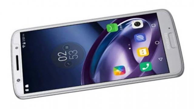 <b>Smartphone-urile pregătite de Motorola pentru 2018 îşi dezvăluie dotările</b>Pentru acest an Motorola are planuri mari în zona smartphone, acolo unde va aduce un număr serios de terminale după cum urmează: Moto E5, Moto E5 Plus, Moto G6, Moto G6 Play, Moto G6 Plus, Moto X5, Moto Z3 și totodată Moto Z3 Play