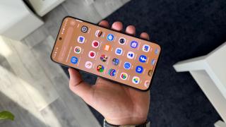 TCL P80 Ultra: Software aproape de experiența stock, TCL AI cu funcții utile, 4 update-uri majore Android