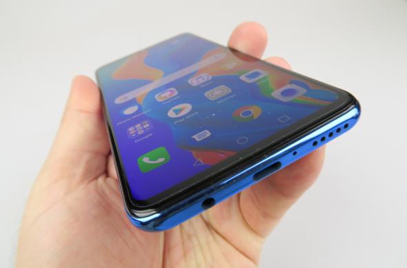 Huawei P30 Lite - Galerie foto Mobilissimo.ro: Huawei-P30-Lite_048.JPG