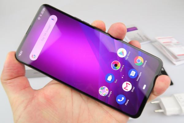 Allview Soul X6 Xtreme: Display-ul cel mai luminos din 2019 (conform testelor noaste)