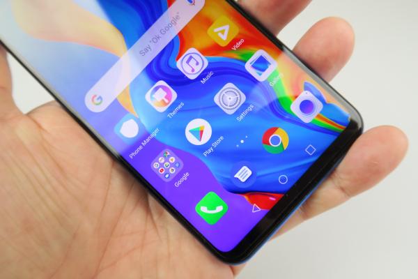 Huawei P30 Lite: Display LCD sub predecesor