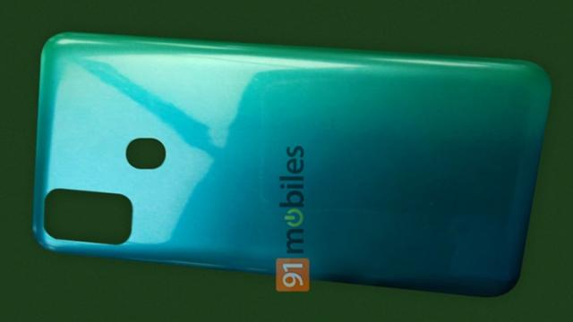 <b>Samsung Galaxy M30s are dezvăluite câteva detalii prin intermediul unor imagini; Vedem carcasa fotografiată</b>În așteptarea lansării lui Samsung Galaxy M30s iată că astăzi descoperim un nou leak, unul ce constă în fotografii. De această dată privim asupra unor imagini ale unor diferite componente ale carcasei, de la panoul spate 