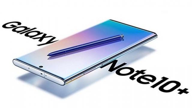 <b>O randare proaspătă a lui Samsung Galaxy Note 10+ pare a indica revenirea emițătorului infraroșu la bord </b>Celebrul zvonac @evleaks este din nou la posturi și pe lângă randarea cu ceasul Galaxy Watch Active 2 cel roz pe care v-am prezentat-o și noi aici, acesta ne oferă iată și o imagine cu nimeni altul decât Galaxy Note 10+